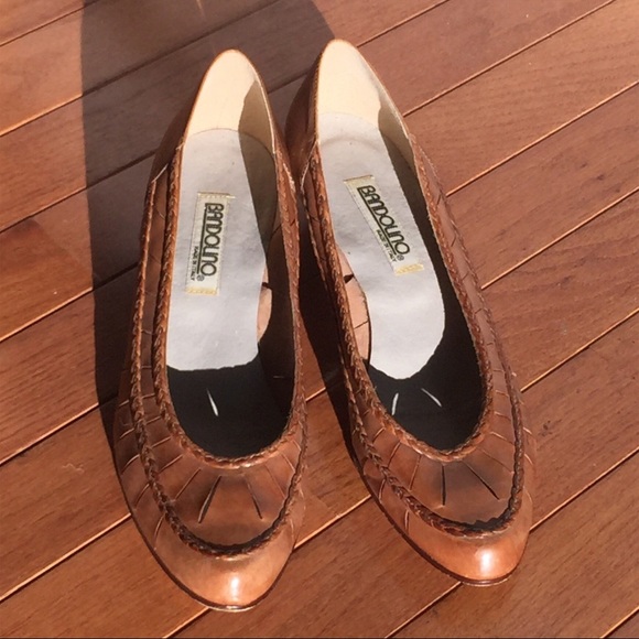 Bandolino Shoes - Vintage Bandolino Shoes
